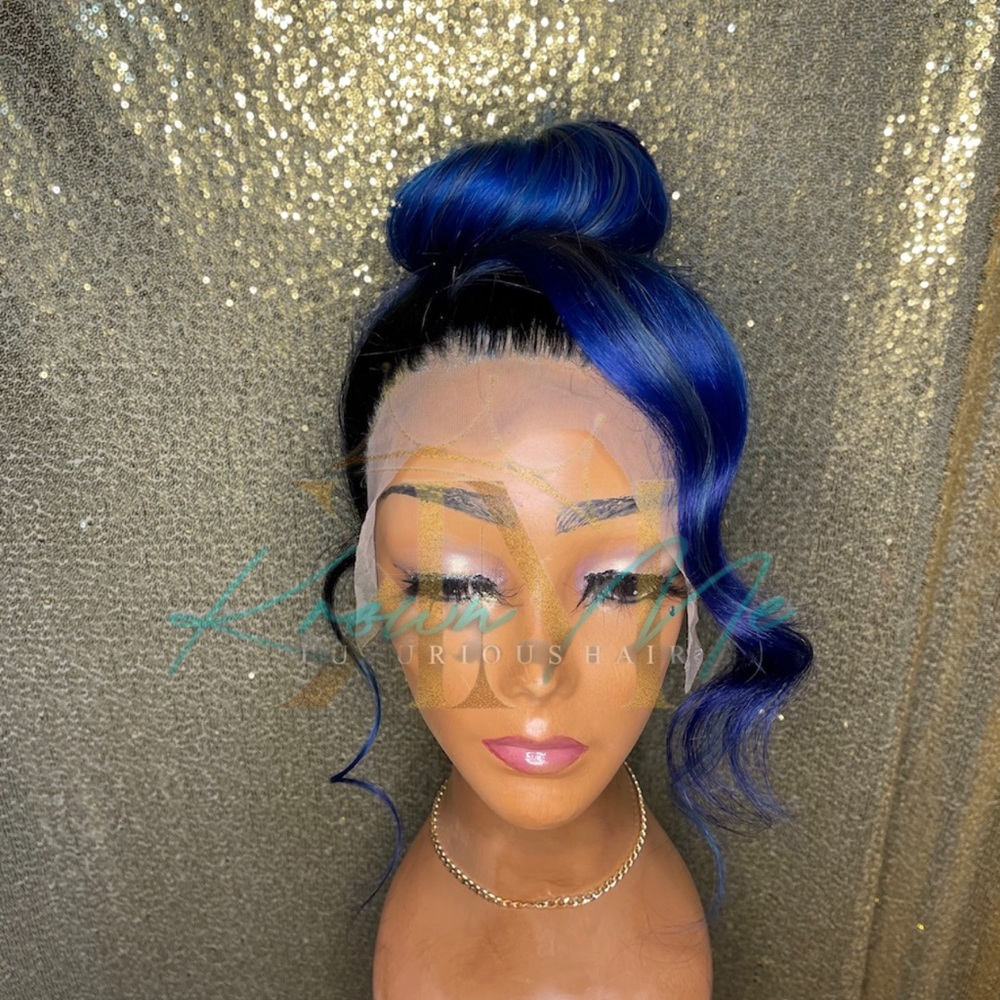 Lace front wig - Picture 4 of 12